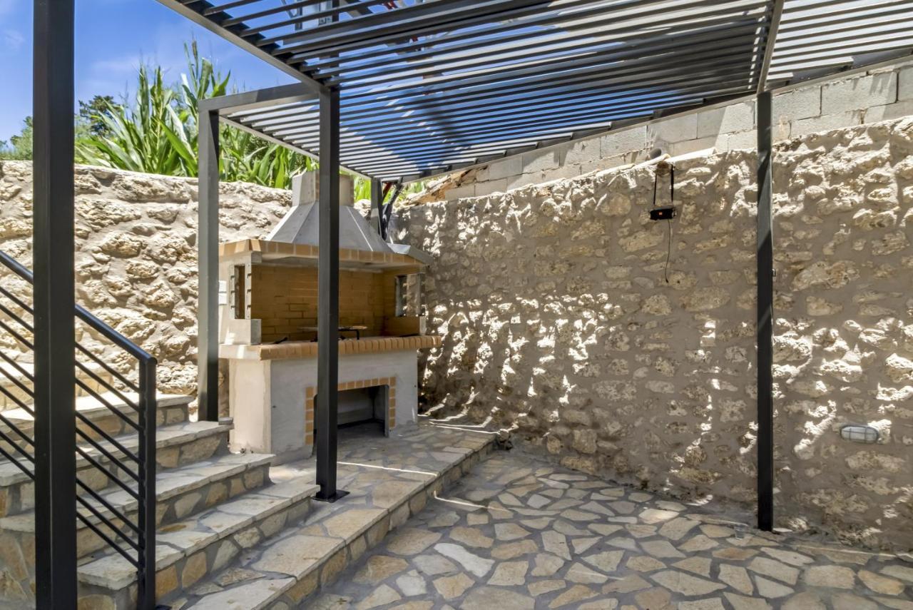 Apartment Oceanida Terpsis Lyxury